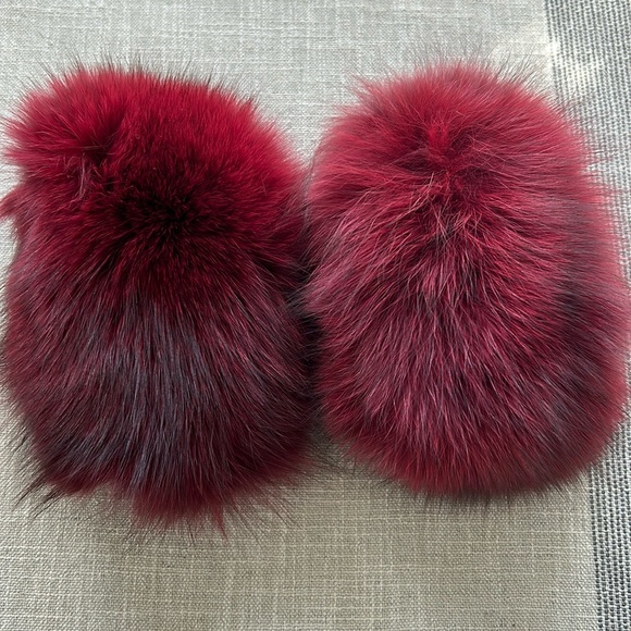 Adrianne Landau red fox for sleeve cuffs - Picture 1 of 6